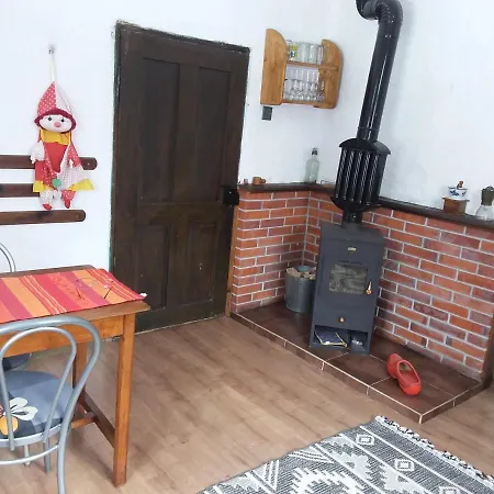 Clay House Dŭlgi Del